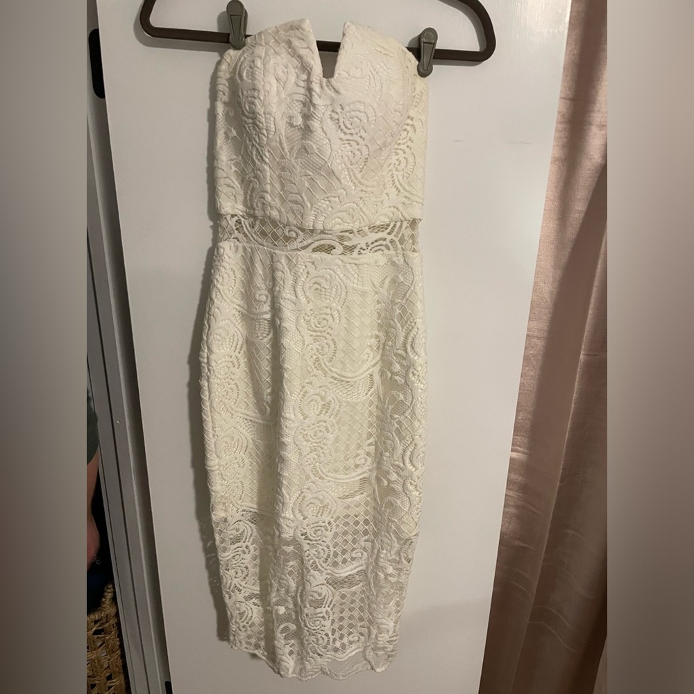 Jarlo - white lace midi dress (Revolve) - Size XS